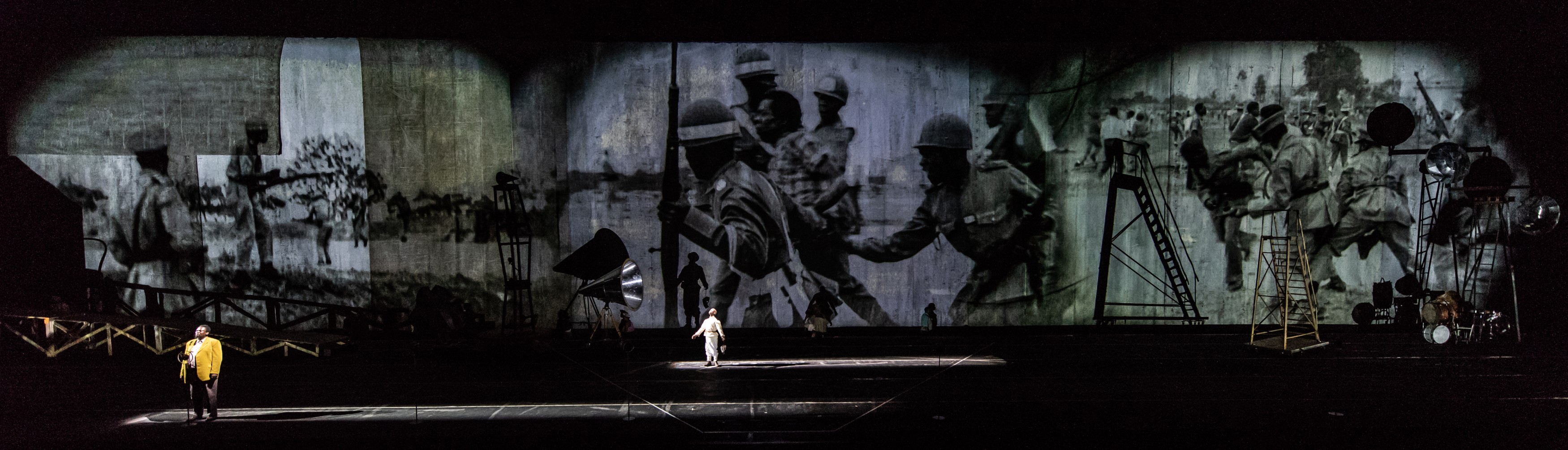 William Kentridge The Head and Load performance 006